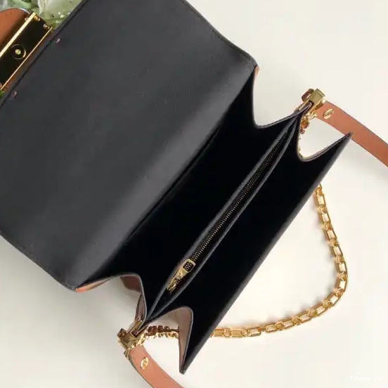 Affordable Vuitton Show） Dauphine Louis MM（2019 Spring 0510